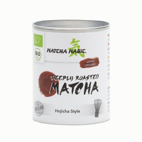 stark gerößteter Bio Matcha in 30g Dose von Matchamagic